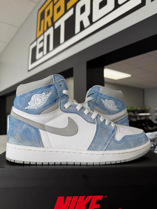 Jordan 1 "Hyper Royal" Used Size 9.5