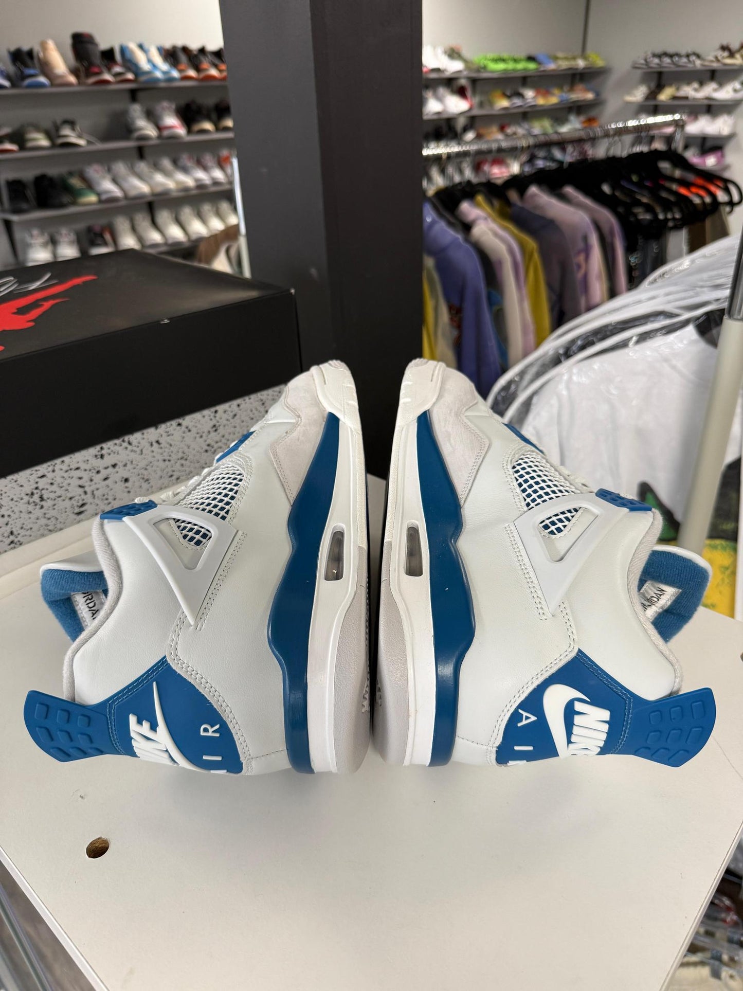 Jordan 4 "Military Blue" Used Size 11.5