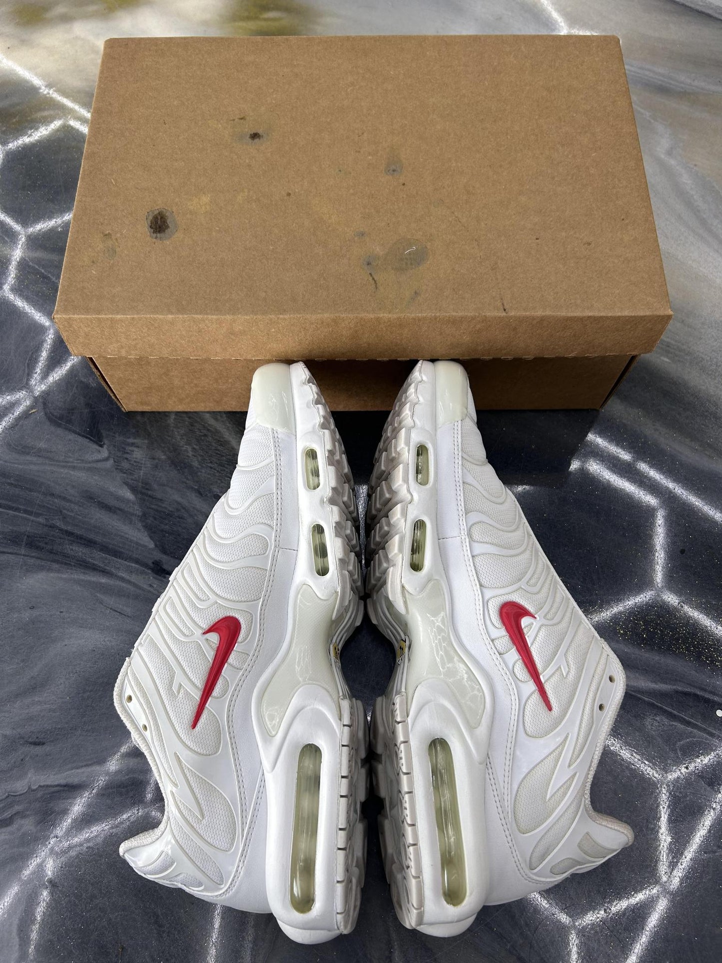 Nike Air Max Plus Supreme Used Size 12