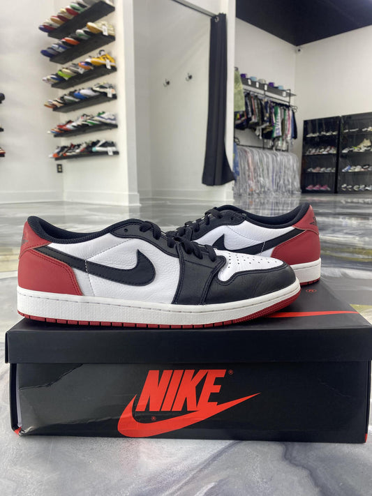 Jordan 1 Low "Black Toe" Used Size 11
