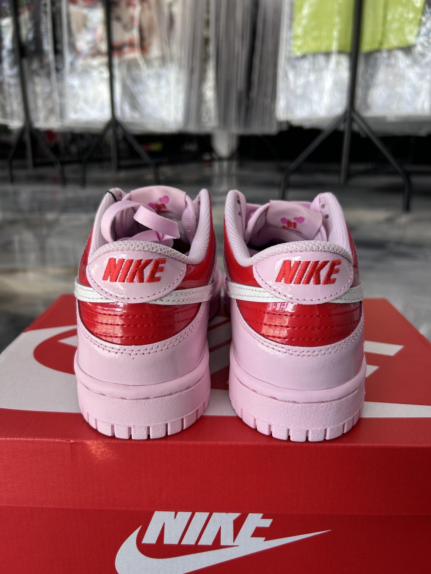 Jordan 1 Low "Valentines Day" Used Size 7Y/8.5W