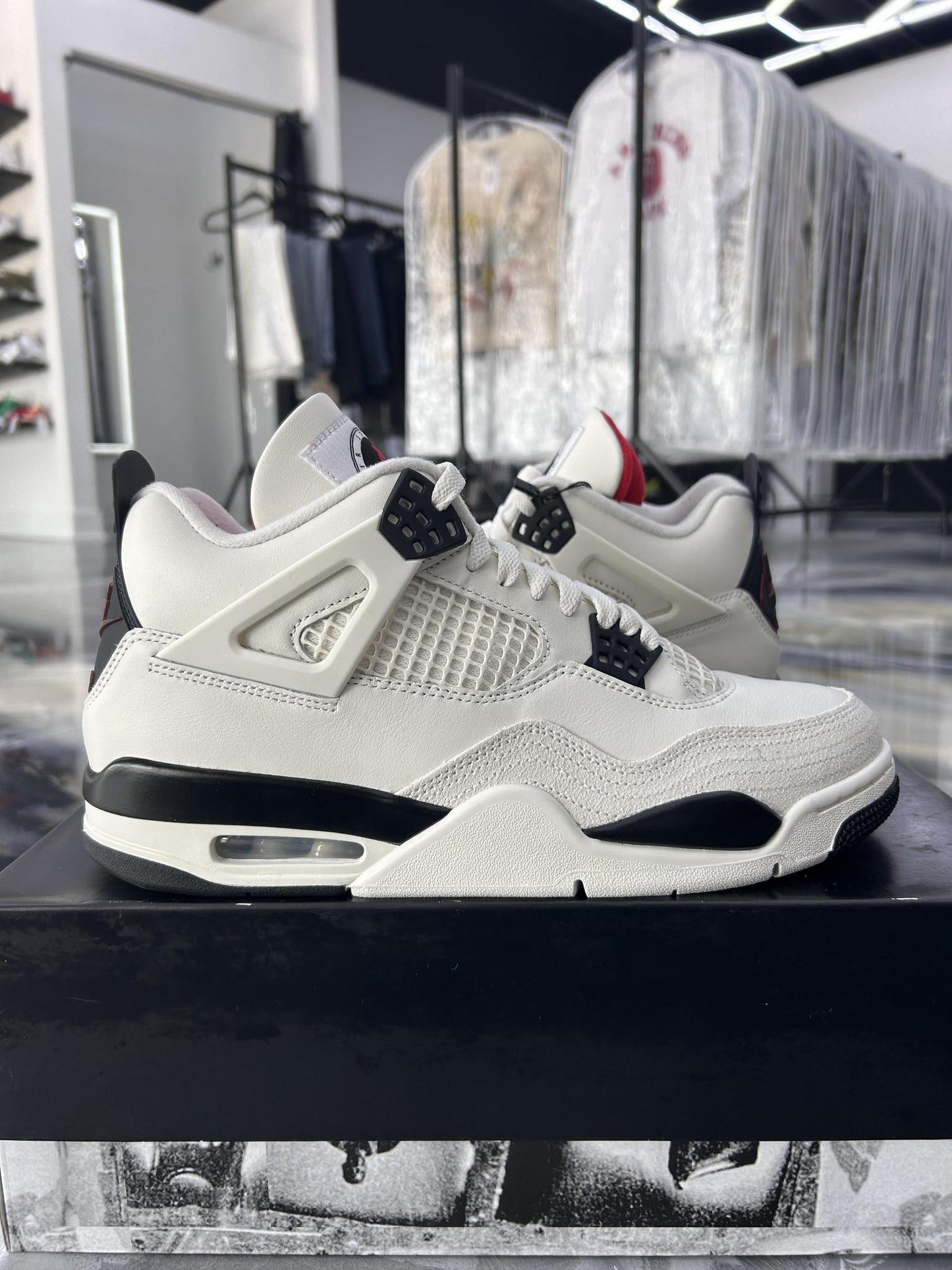 Jordan 4 "Flight Club" Used Size 10