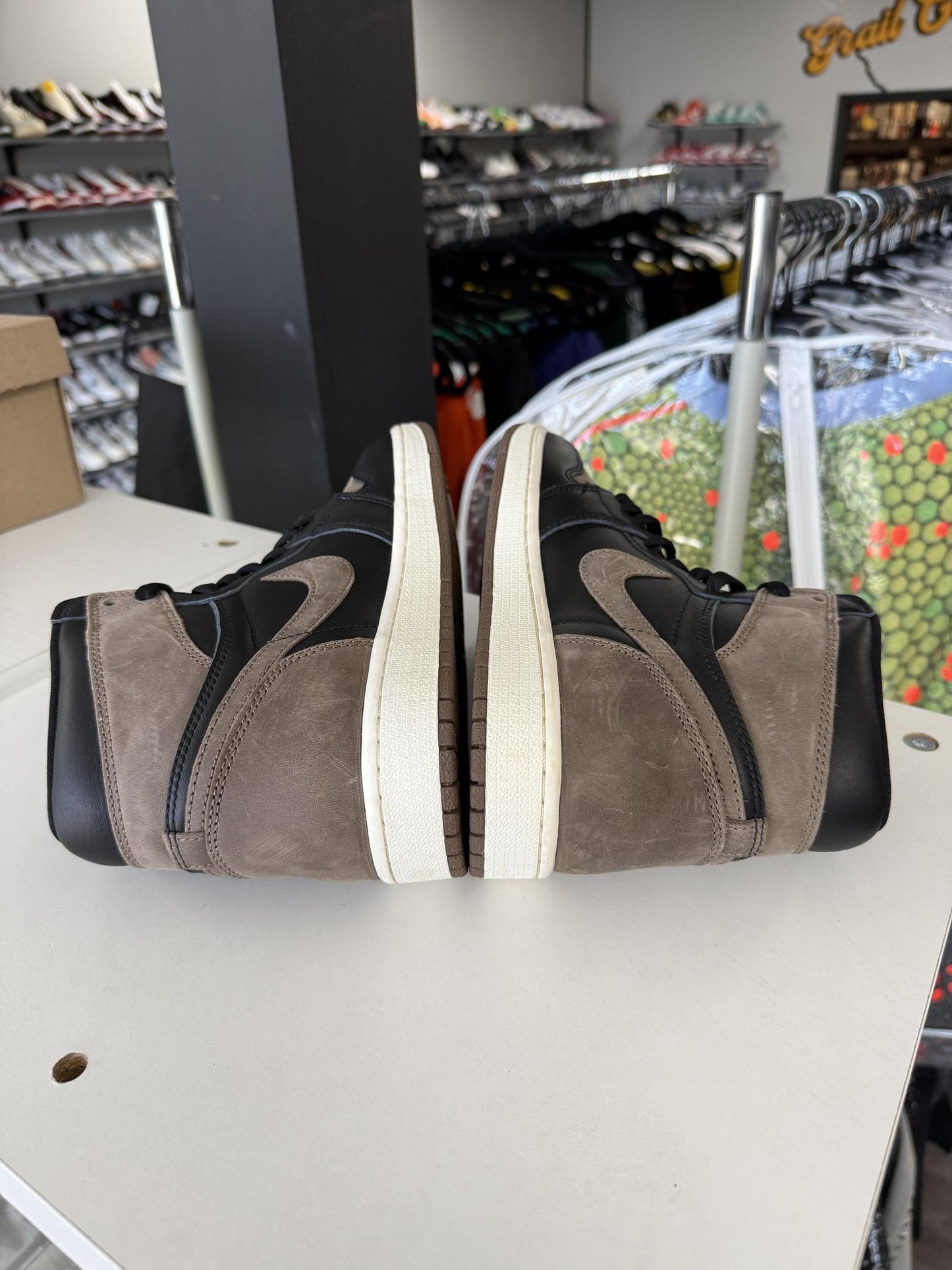 Jordan 1 "Palomino" Used Size 8.5