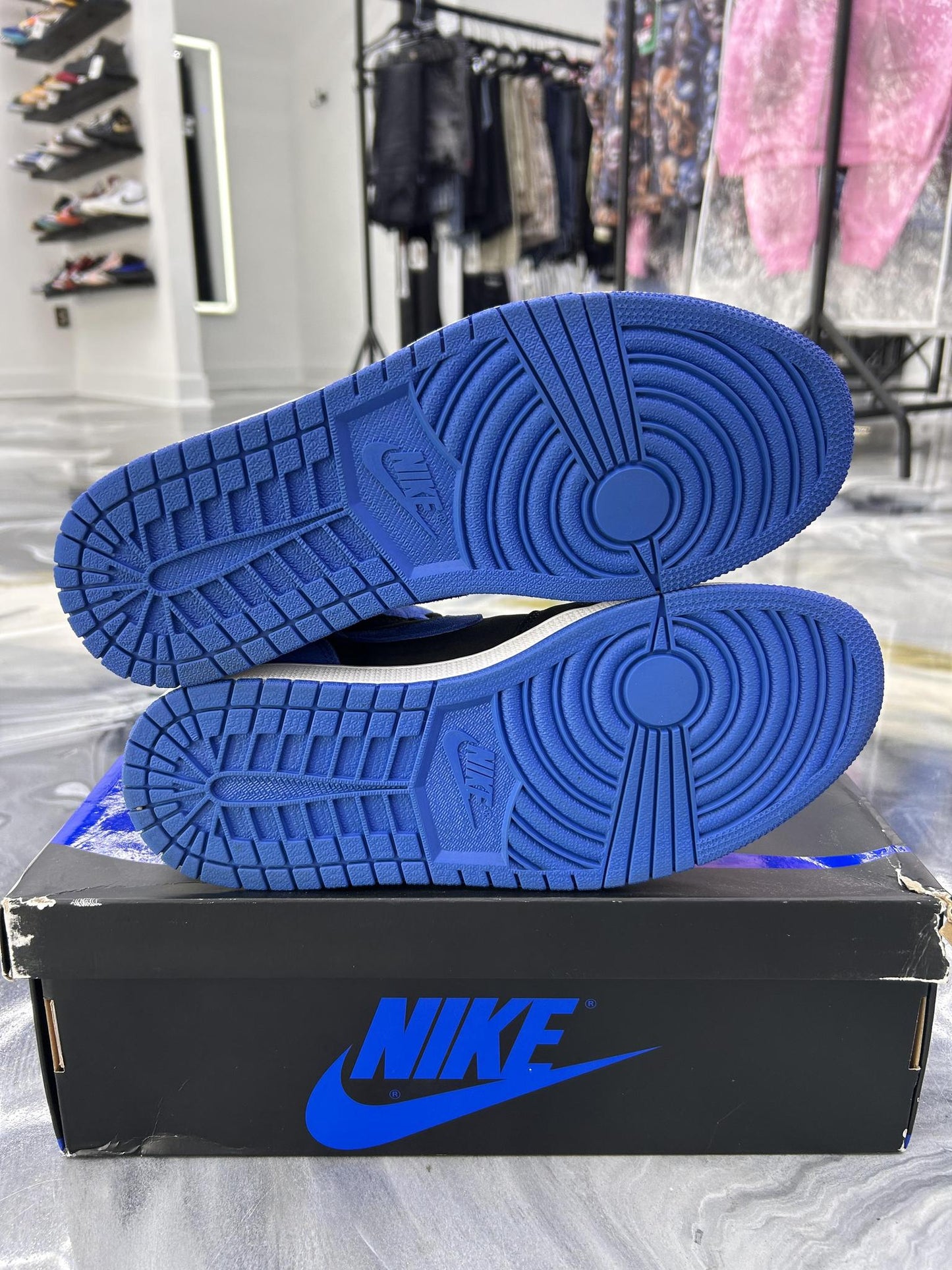 Jordan 1 High "Royal Reimagined" Used Size 8.5