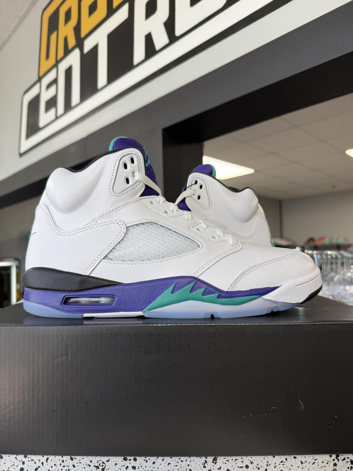Jordan 5" Grape" Used Size 11
