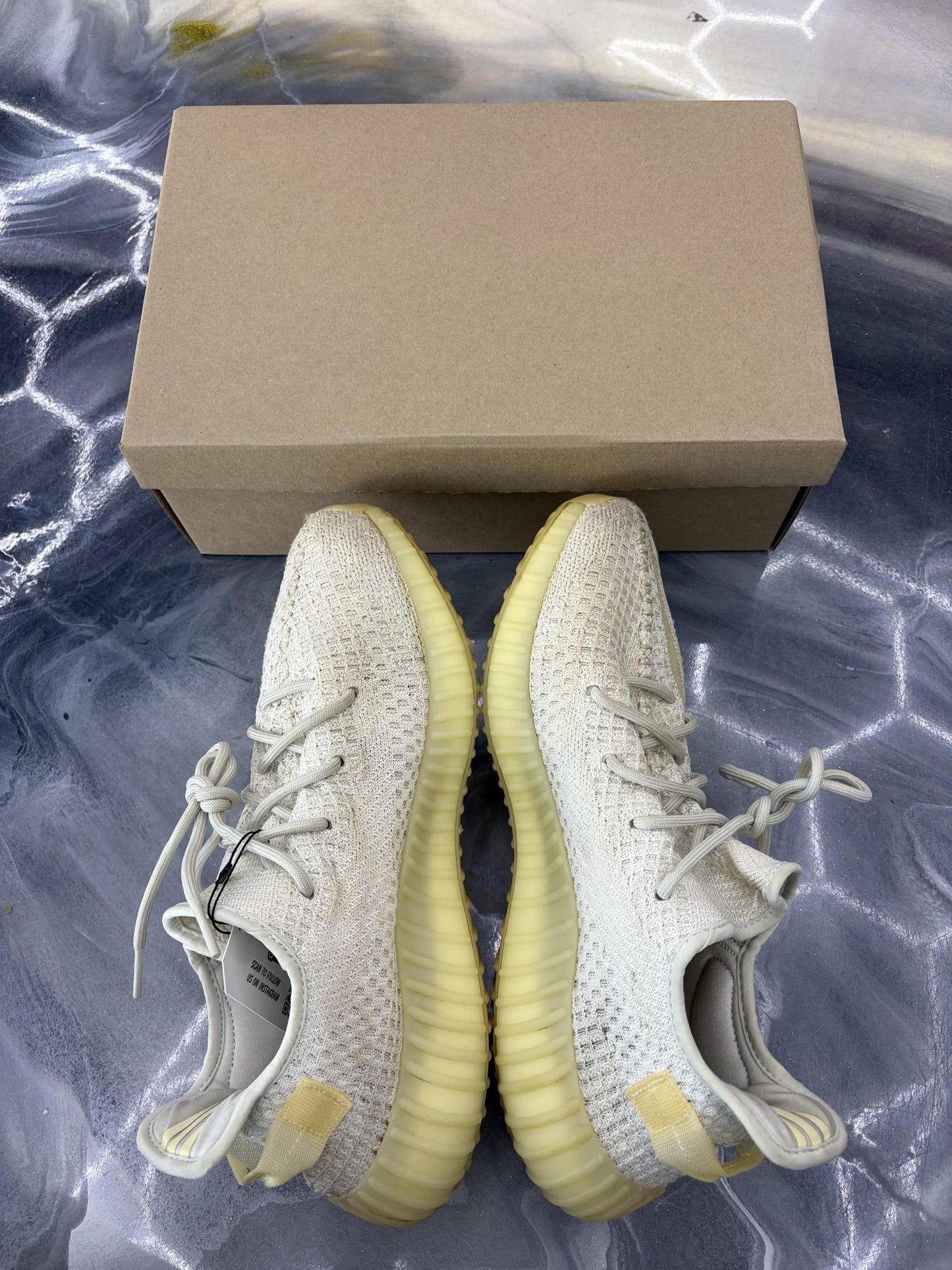 Adidas Yeezy 350 "Hyperspace" Used Size 12.5
