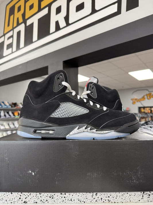 Jordan 5 "Metallic Reimagined" Used Size 11.5