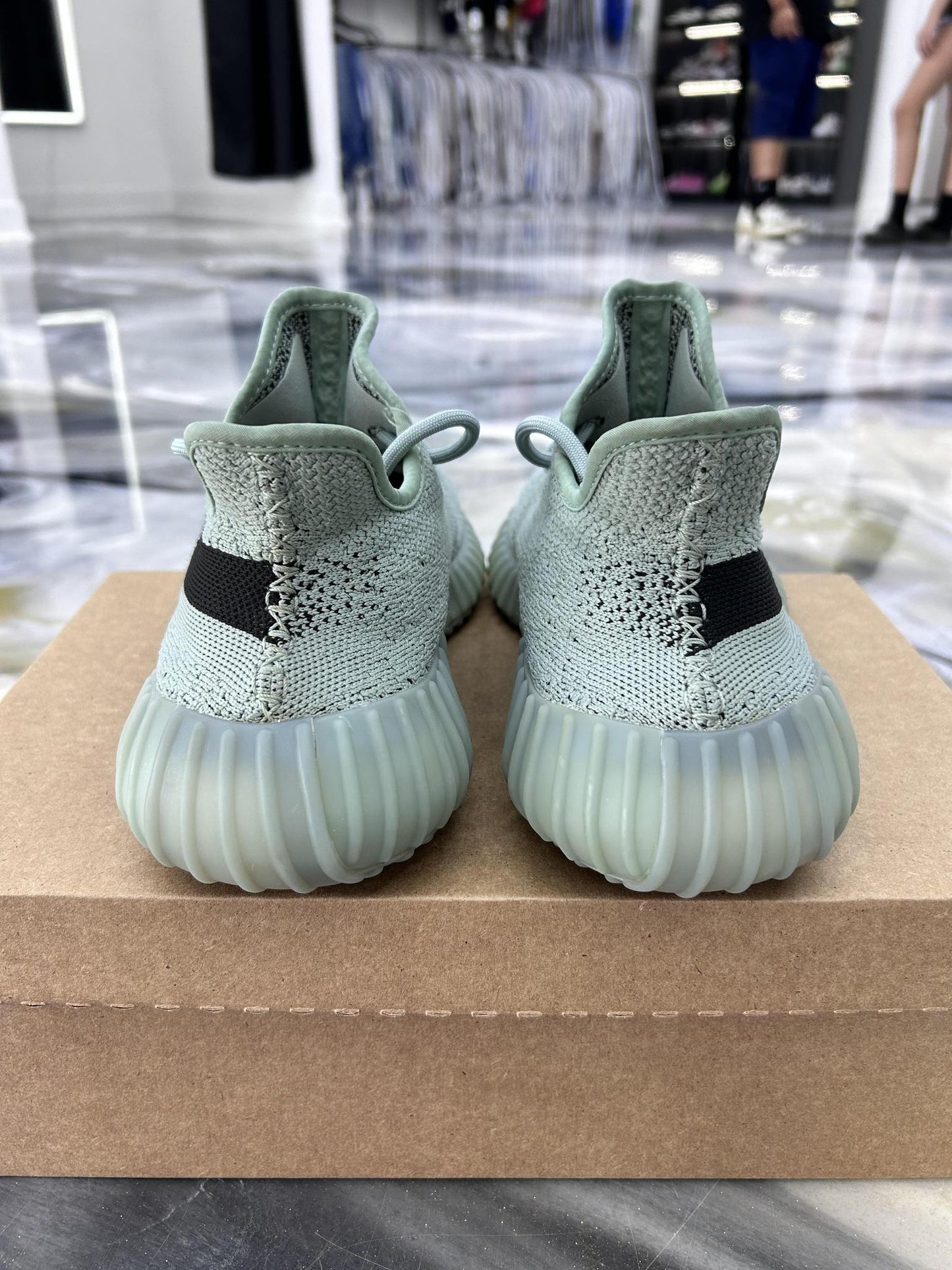 Yeezy 350 V2 "Salt" Used Size 10