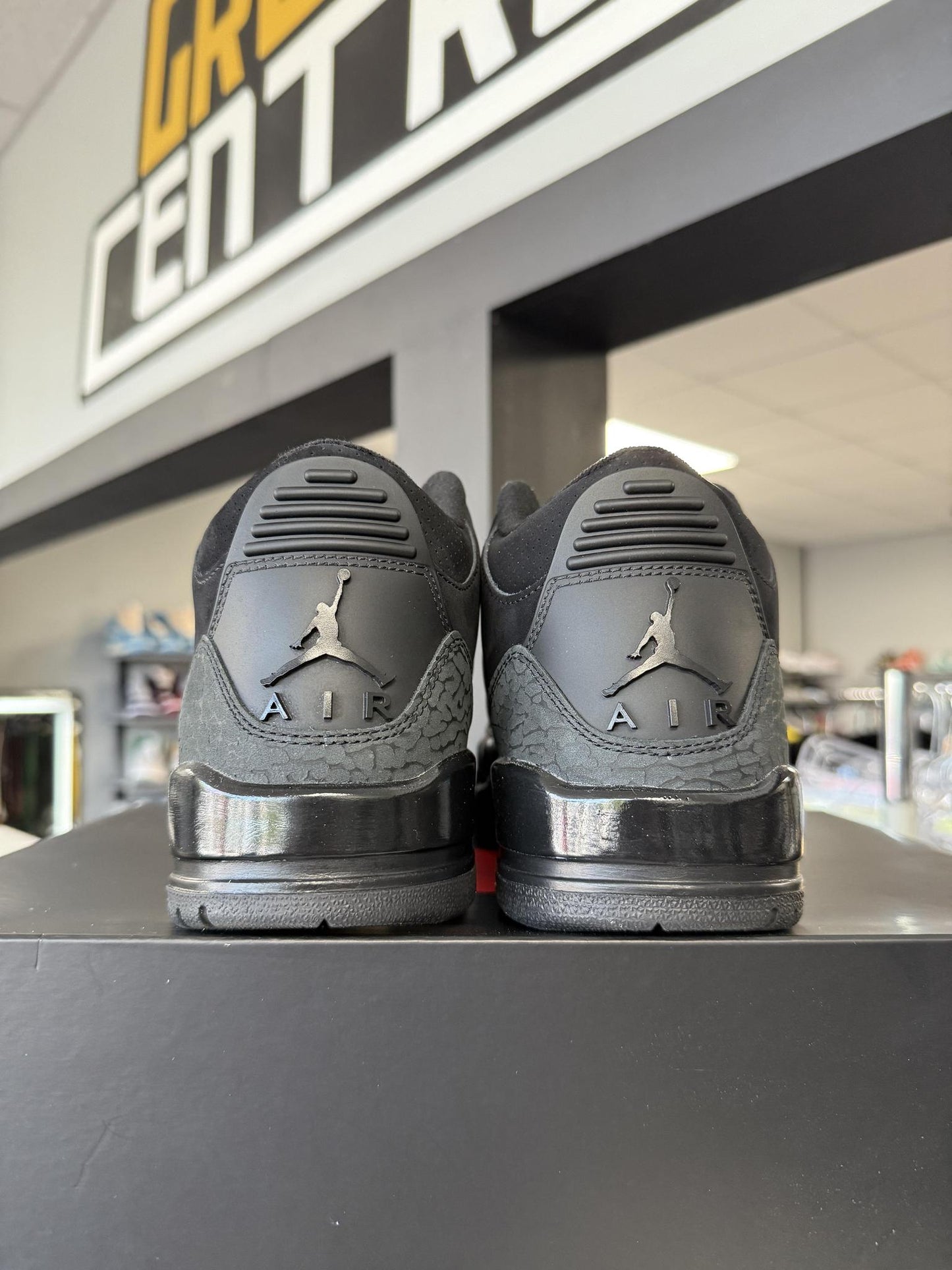 Jordan 3 "Black Cat" Used Size 8