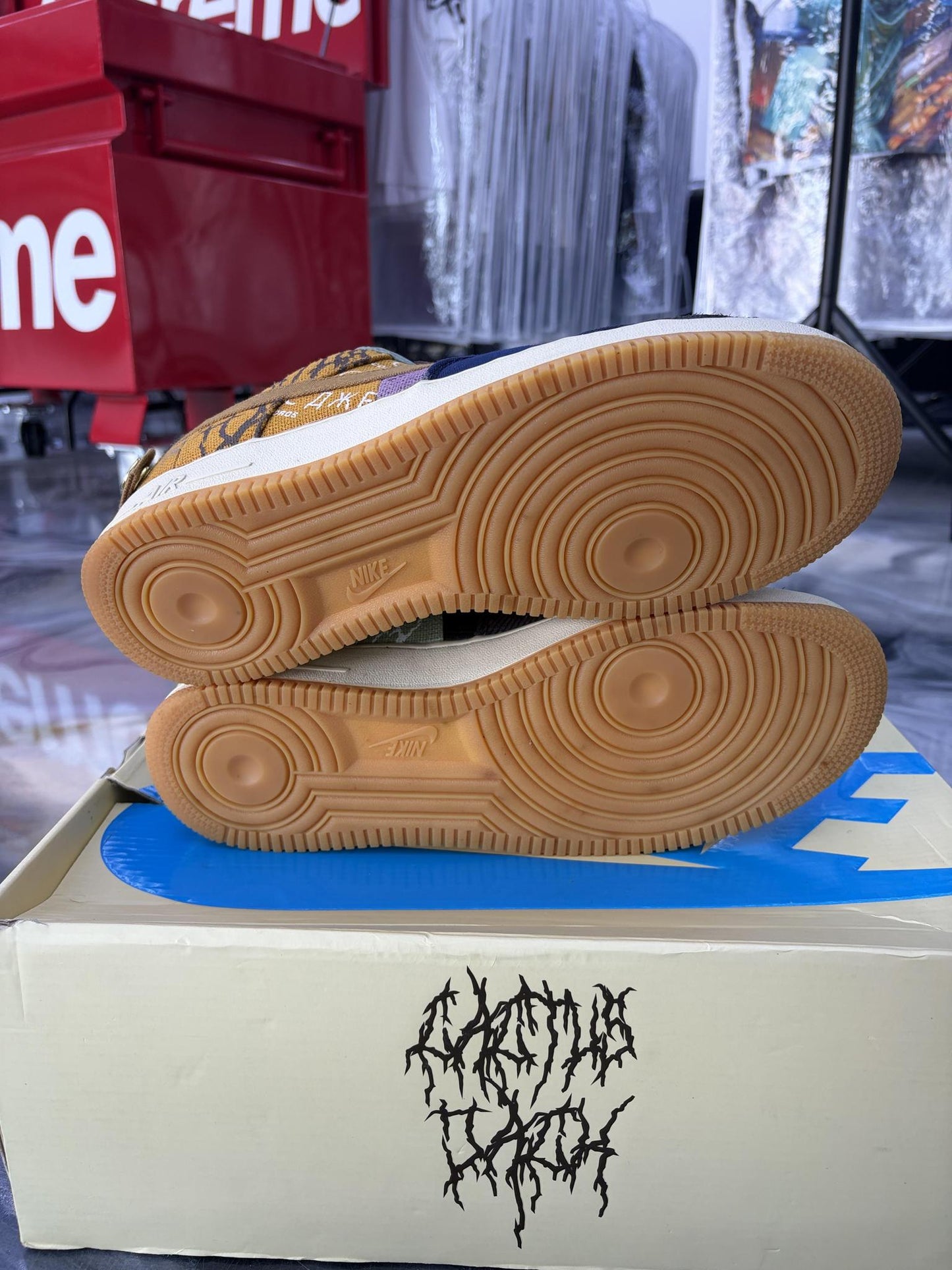 Air Force 1 x Travis Scott Used Size 11.5