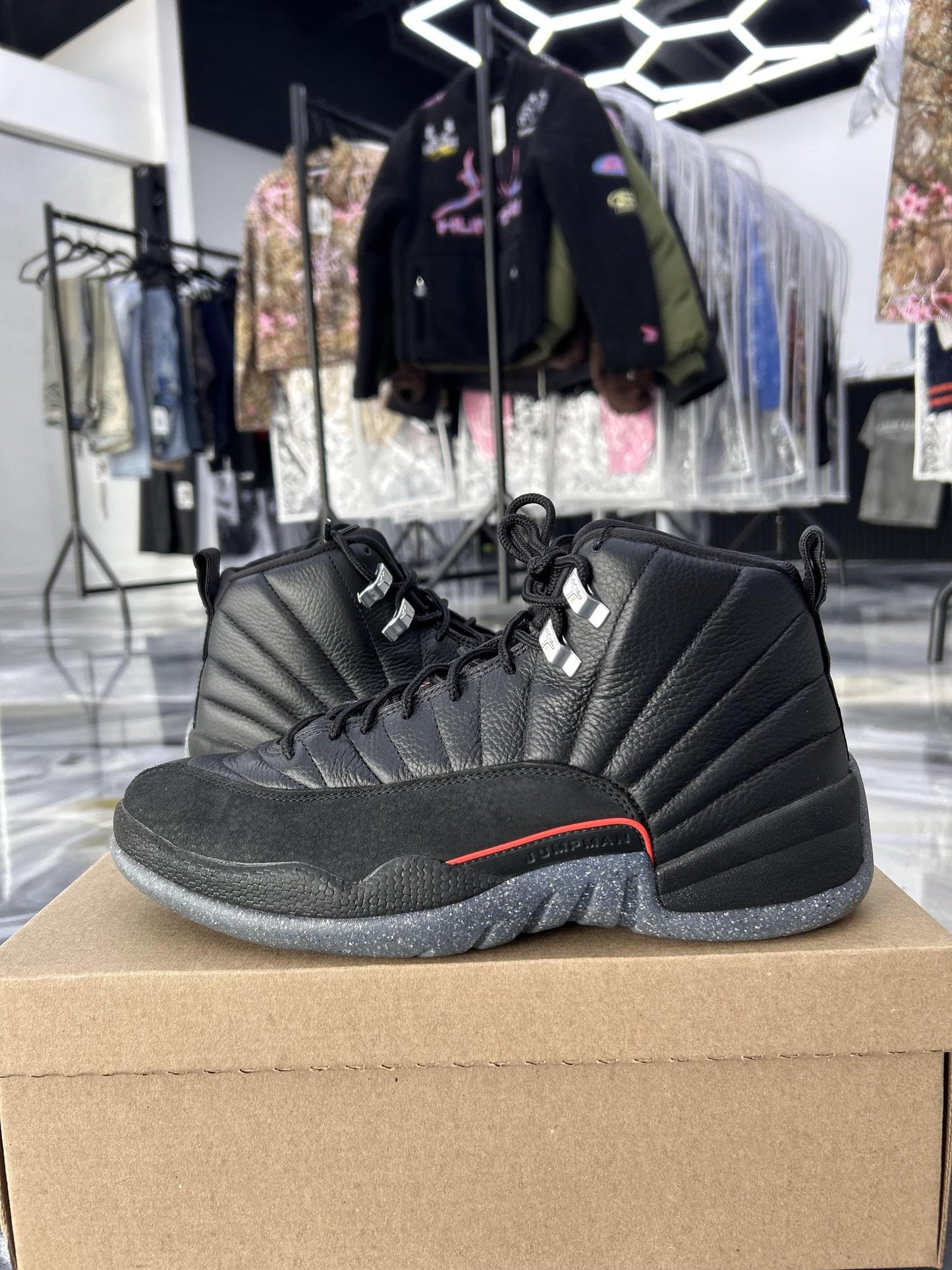 Jordan 12 "Utility" Used Size 10