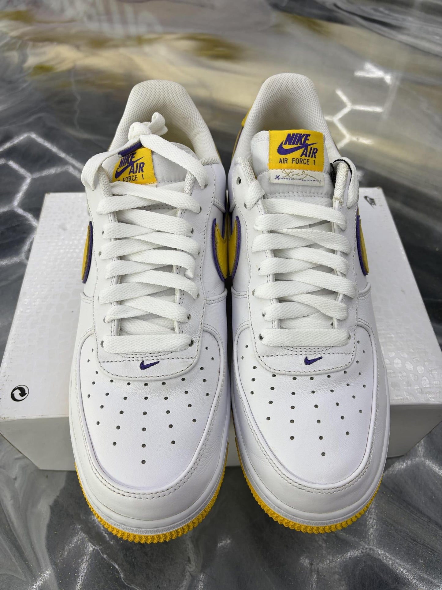 Nike Air Force 1 Low Kobe Used Size 11