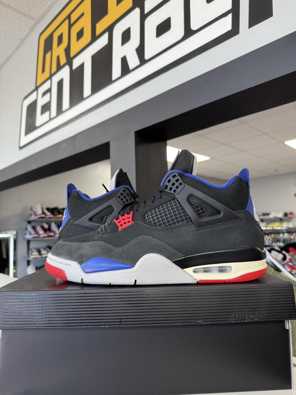 Jordan 4 "Rare Air" Used Size 11