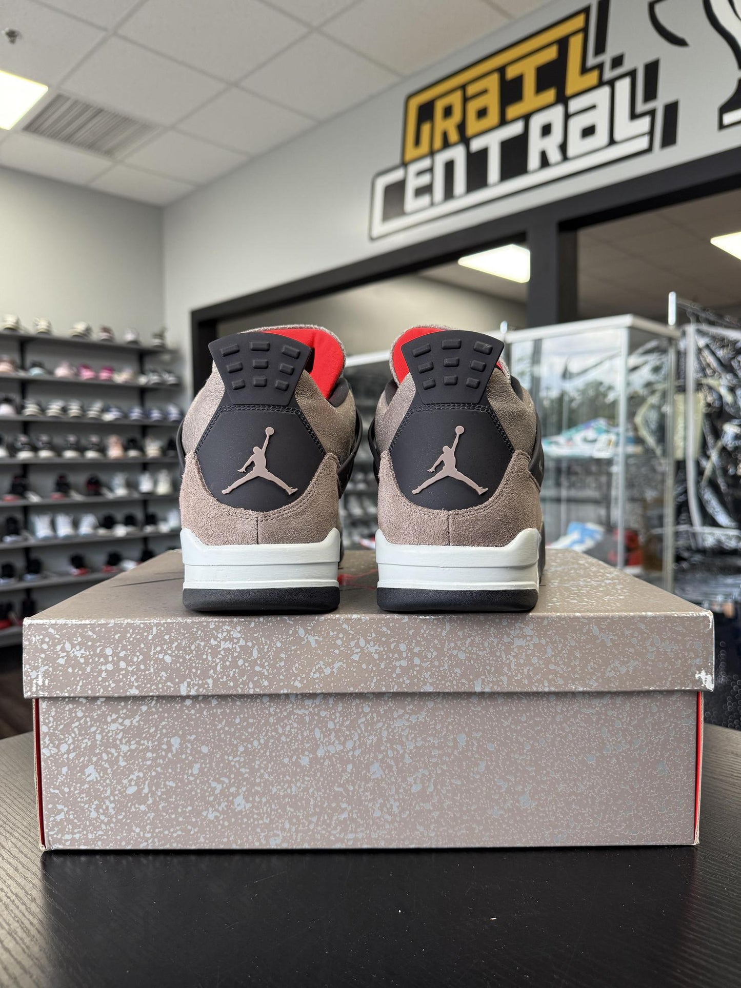 Jordan 4 "Taupe Haze" Used Size 13