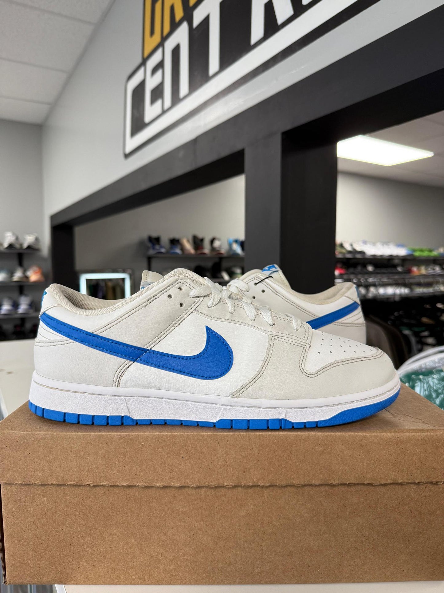 Dunk Low "Photo Blue" Used Size 11.5