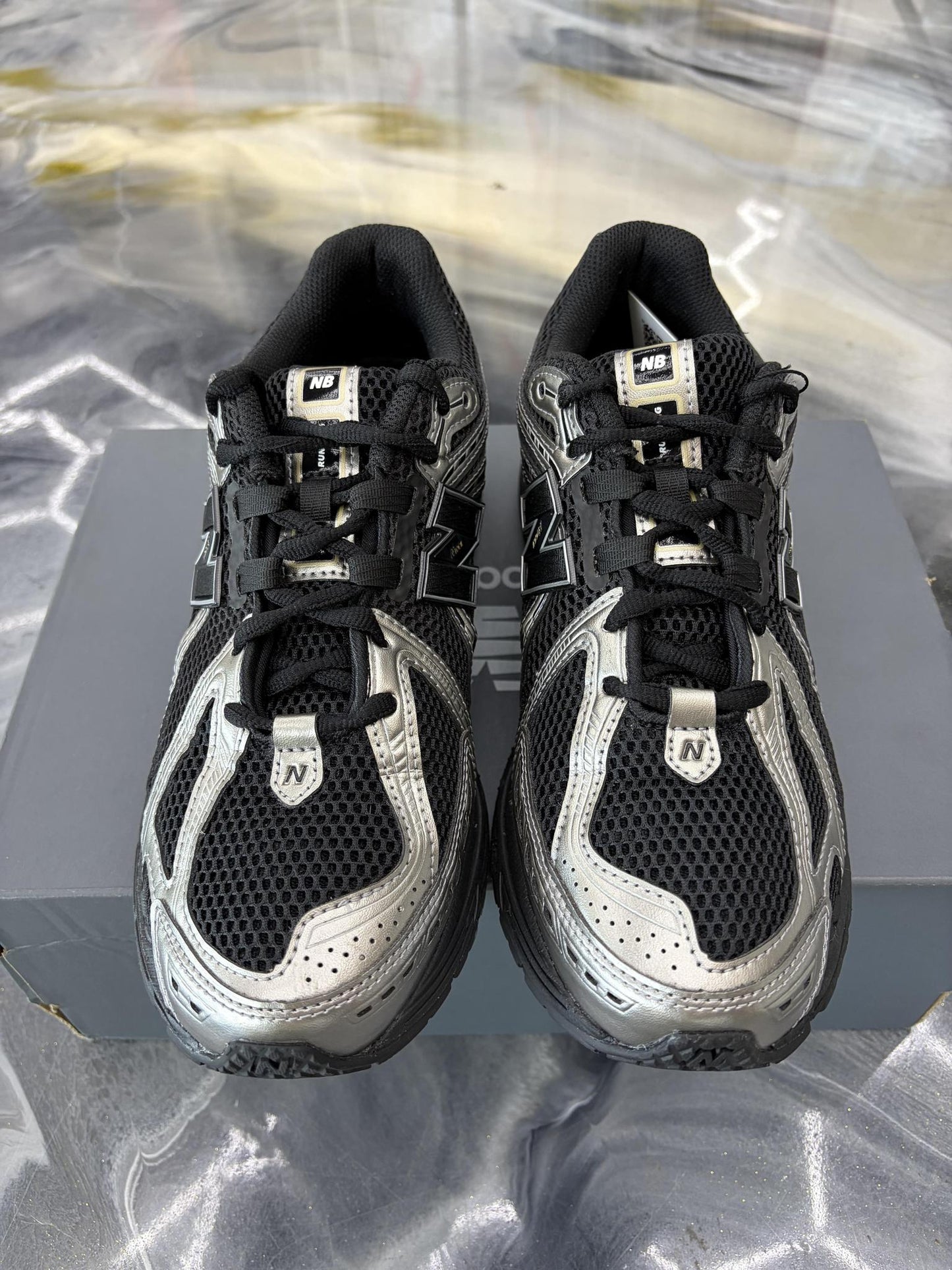New Balance 1906 "Black Silver" Used Size 9
