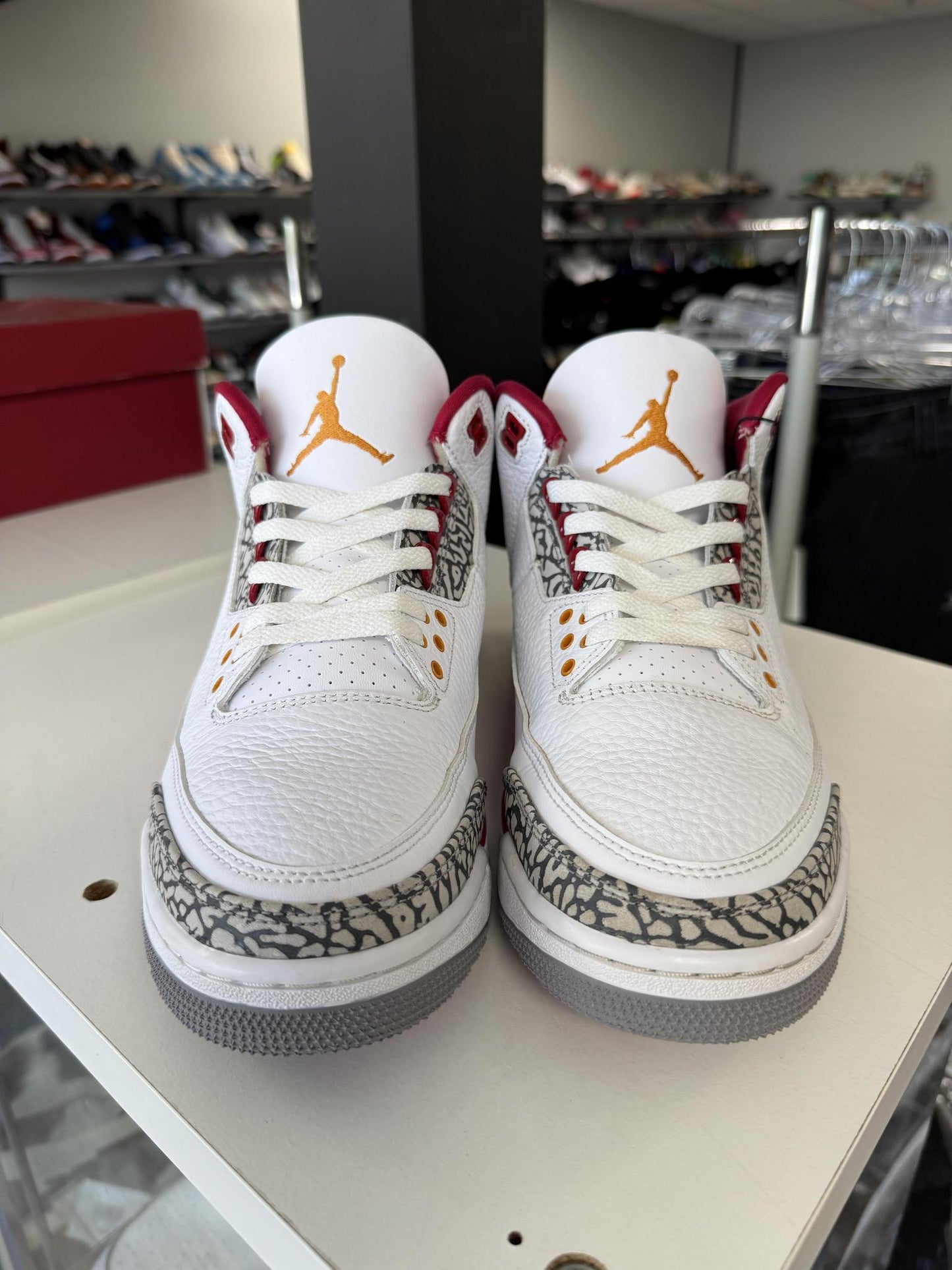 Jordan 3 "Cardinal" Used Size 9