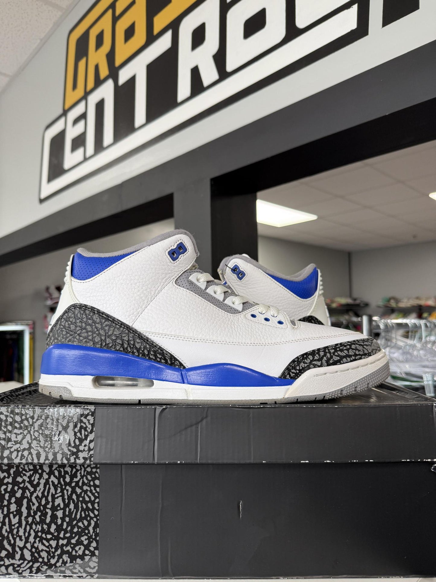 Jordan 3 "Racer Blue" Used Size 13