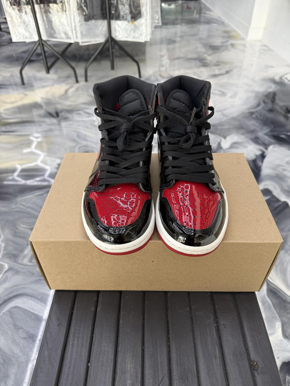 Jordan 1 "Patent Bred" Used Size 10