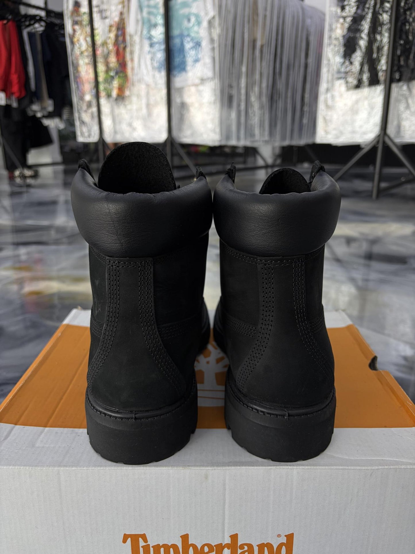Timberland 6 Inch Boot "Black" Used Size 9.5