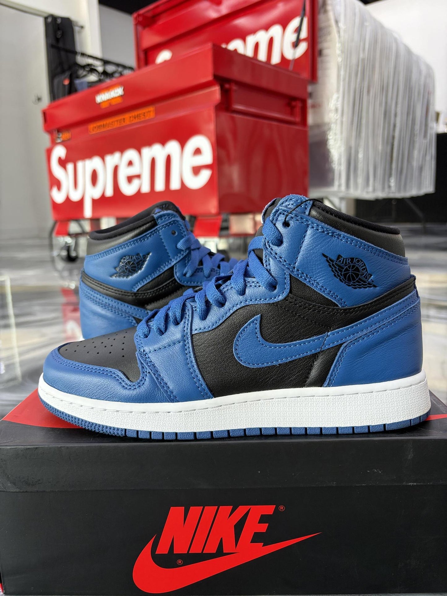 Jordan 1 "Dark Marina Blue" Size 7Y/8.5W