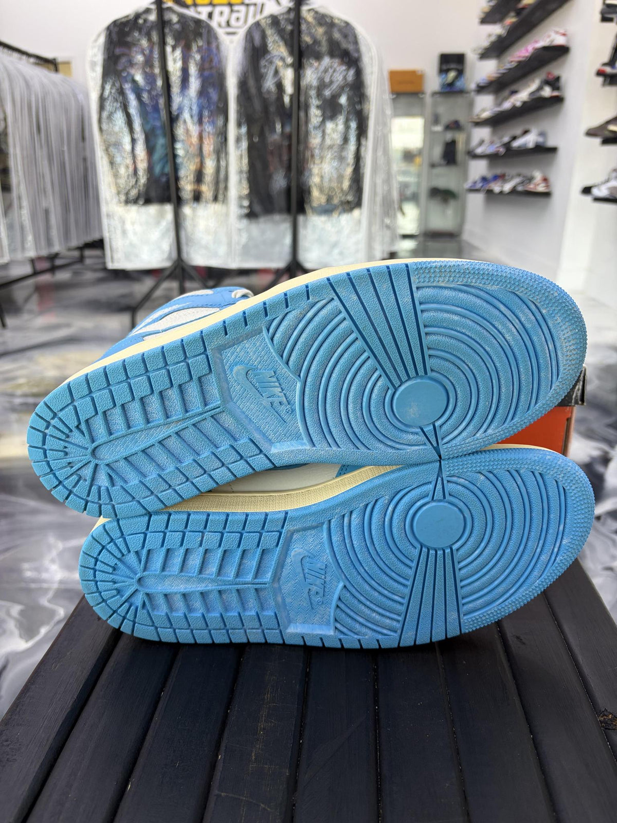 Jordan 1 High "UNC Reimagined" Used Size 9