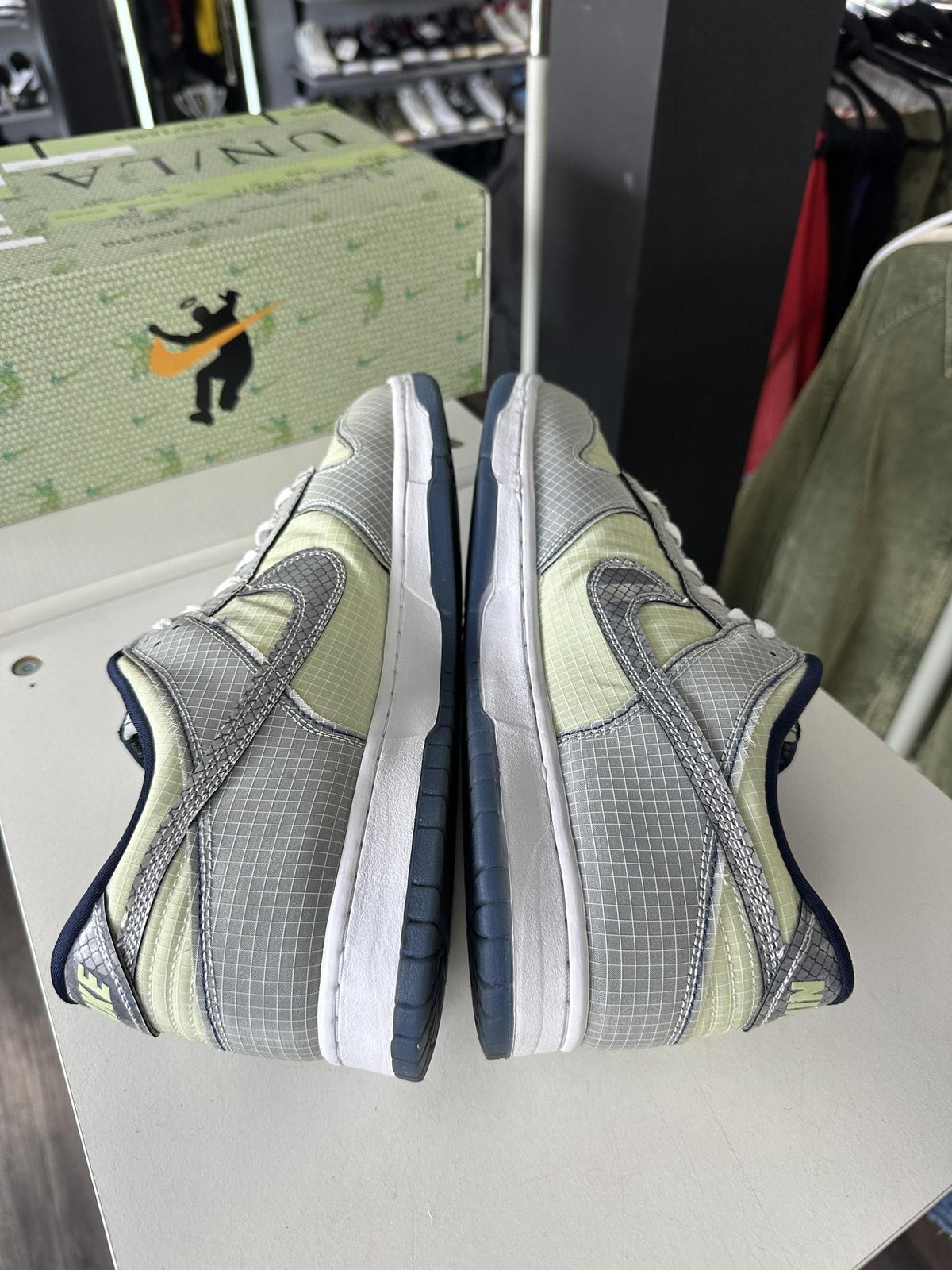 Nike Dunk Low "Union LA Pistachio" Used Size 14