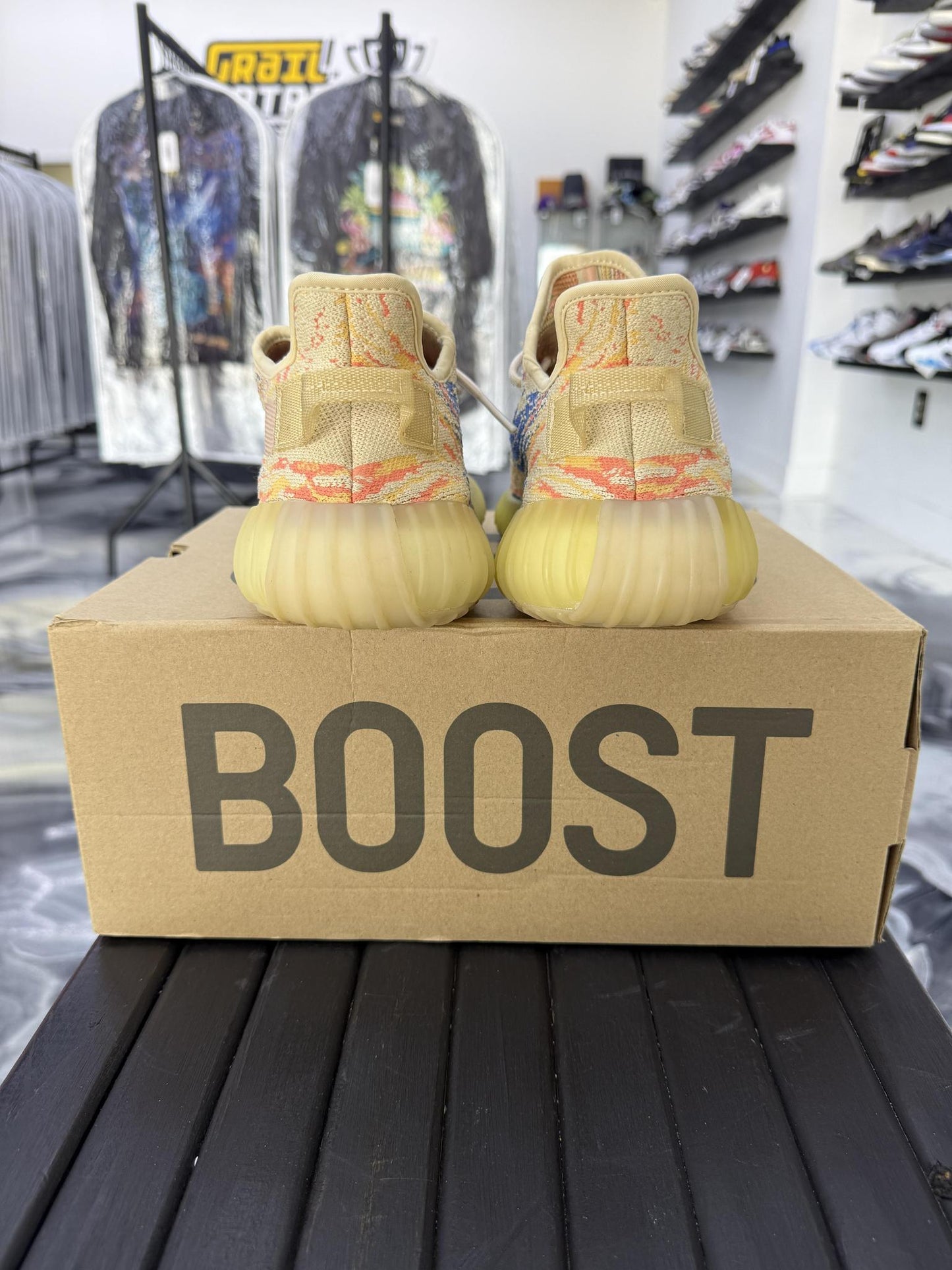 Yeezy 350 "MX Oat" Used Size 7.5