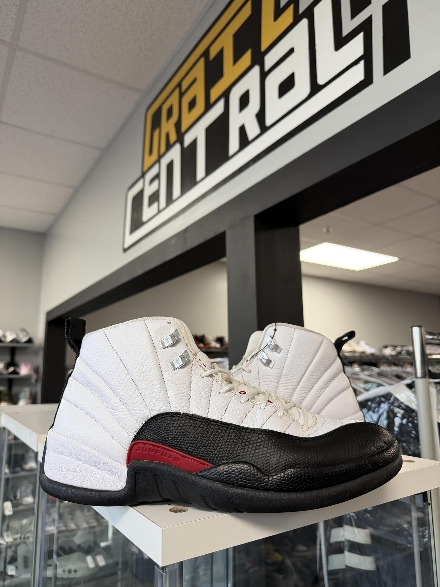 Jordan 12 "Red Taxi" Used Size 12