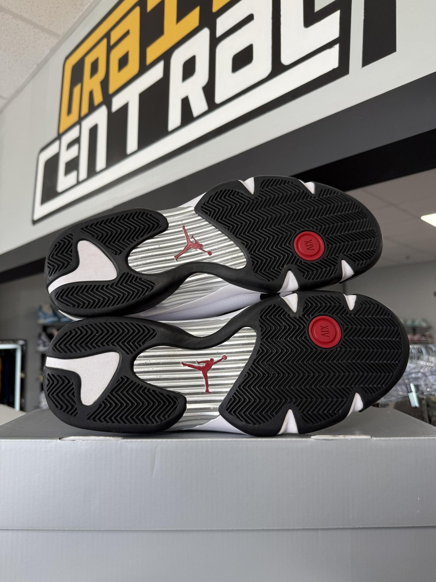 Jordan 14 "Black Toe" Used Size 13