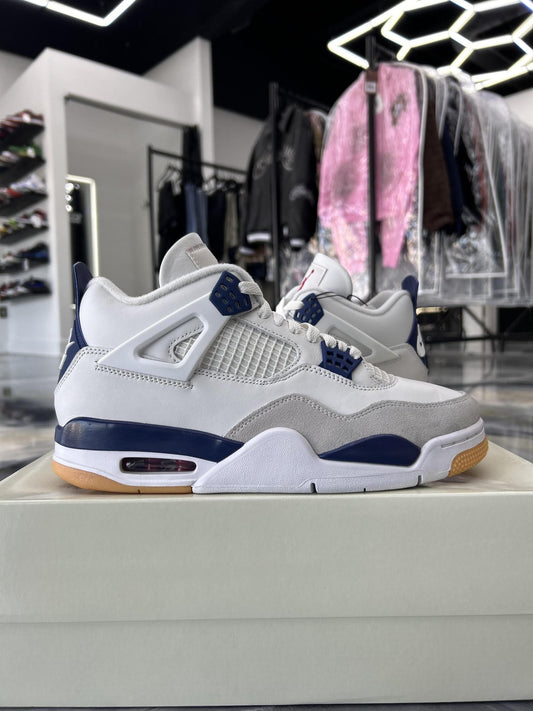 Jordan 4 "Navy SB" Used Size 9.5