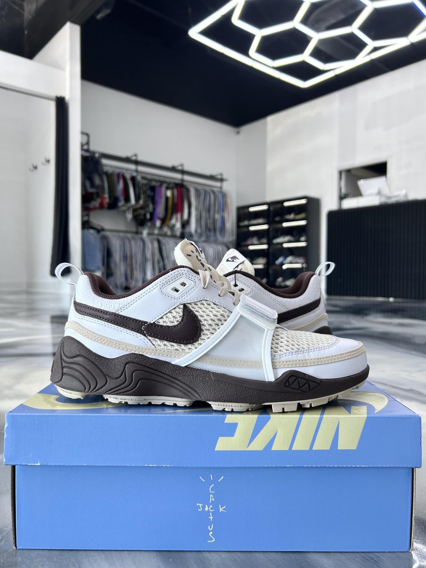 Nike Field Jaxx "Chocolate" Used Size 9.5