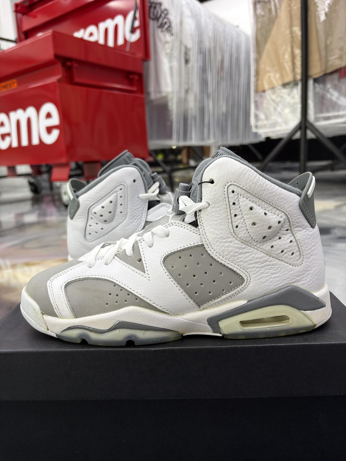 Jordan 6 "Cool Grey" Used Size 6.5Y/8W
