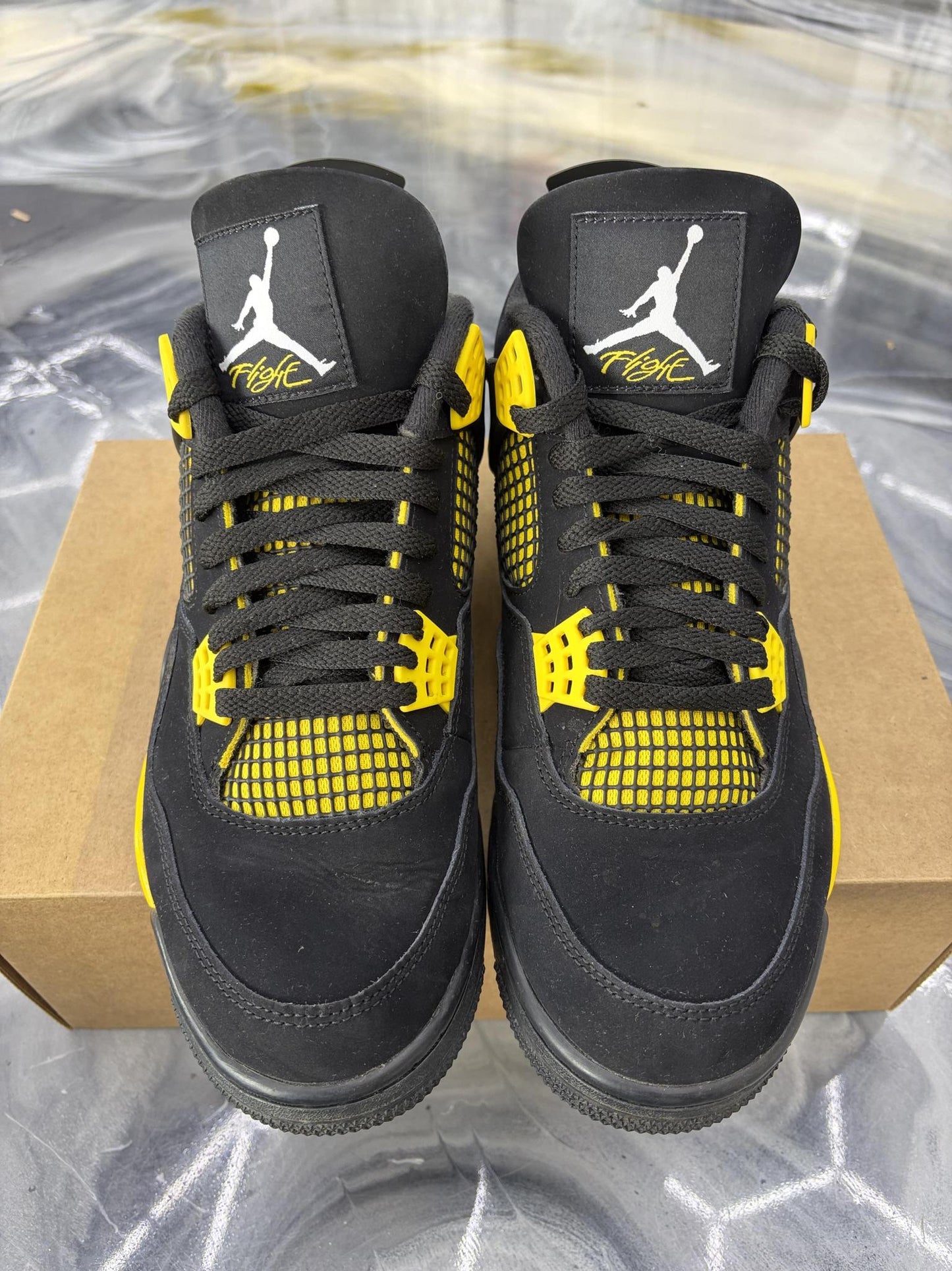 Jordan 4 "Thunder" Used Size 10.5