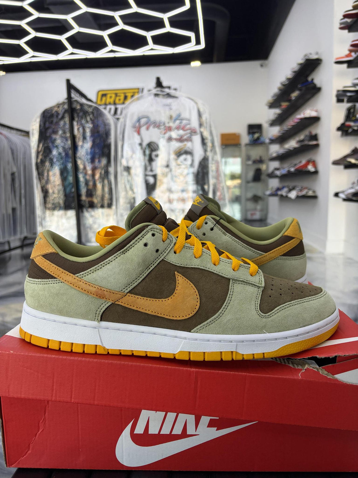 Nike Dunk Low "Dusty Olive" Used Size 13
