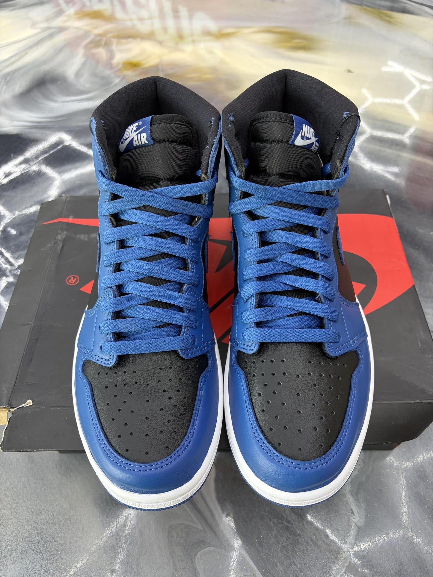 Jordan 1 High "Dark Marina Blue" Used Size 9.5