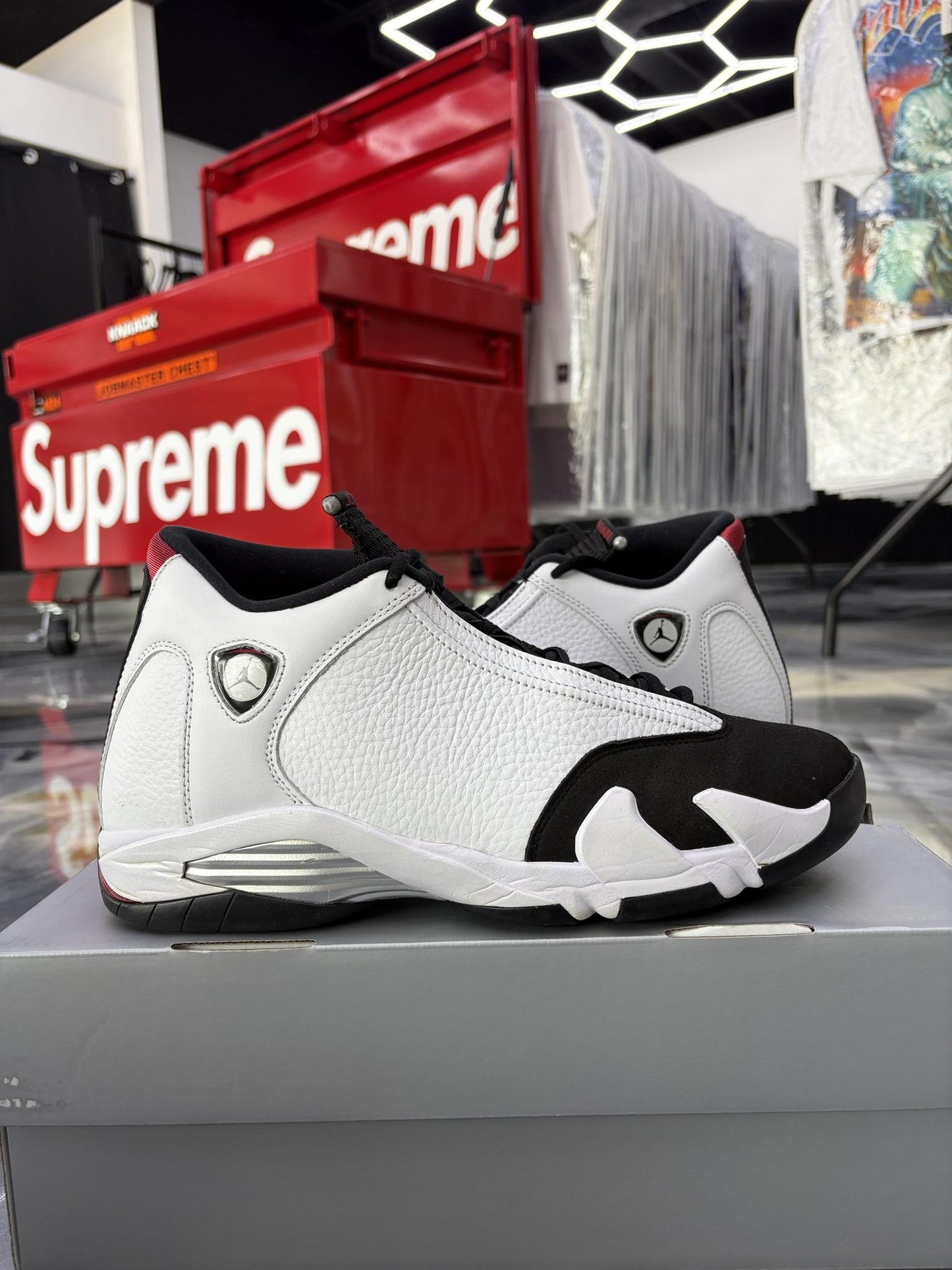 Jordan 14 "Black Toe" Used Size 10.5
