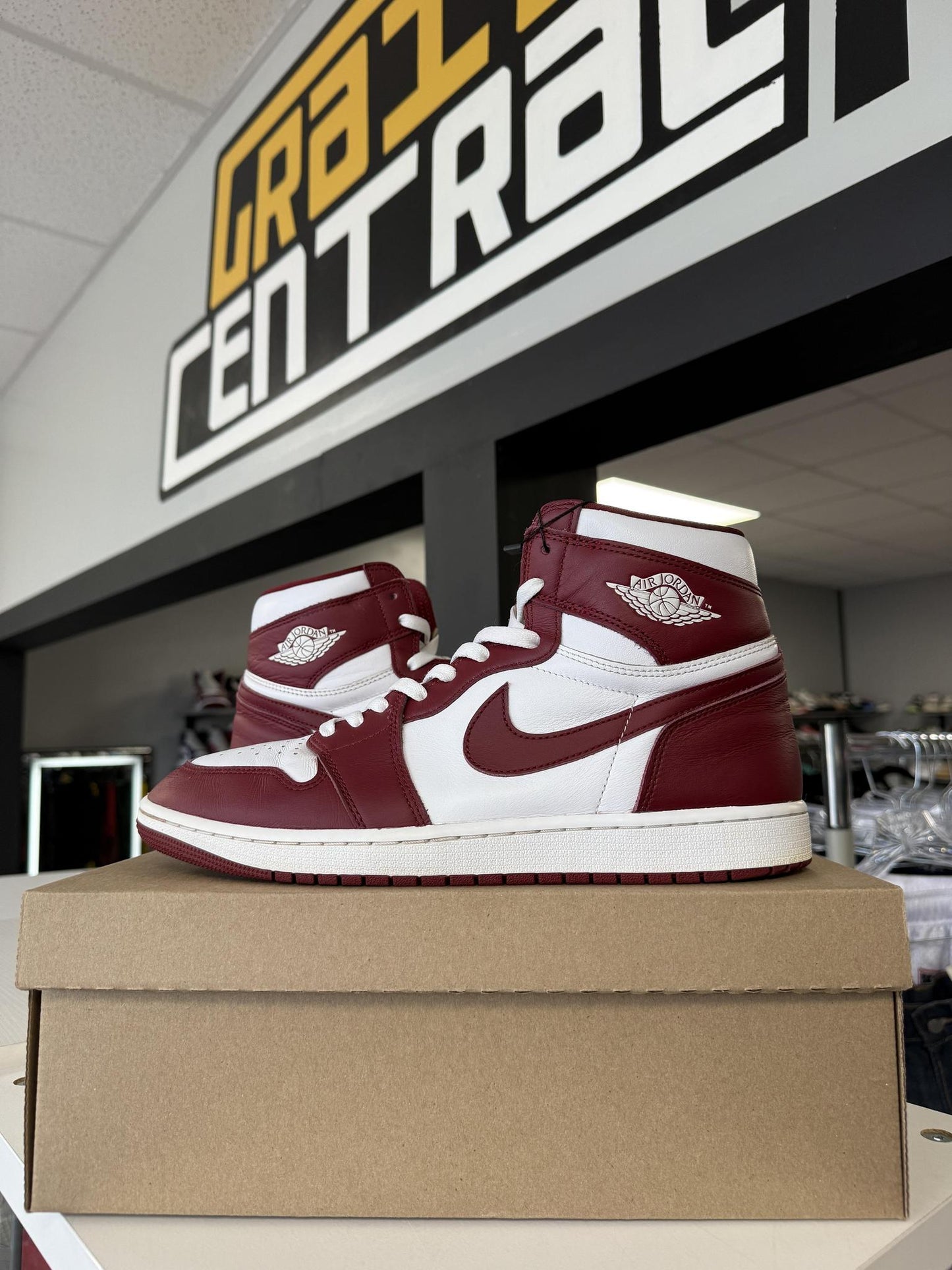 Jordan 1 "Team Red" Used Size 13
