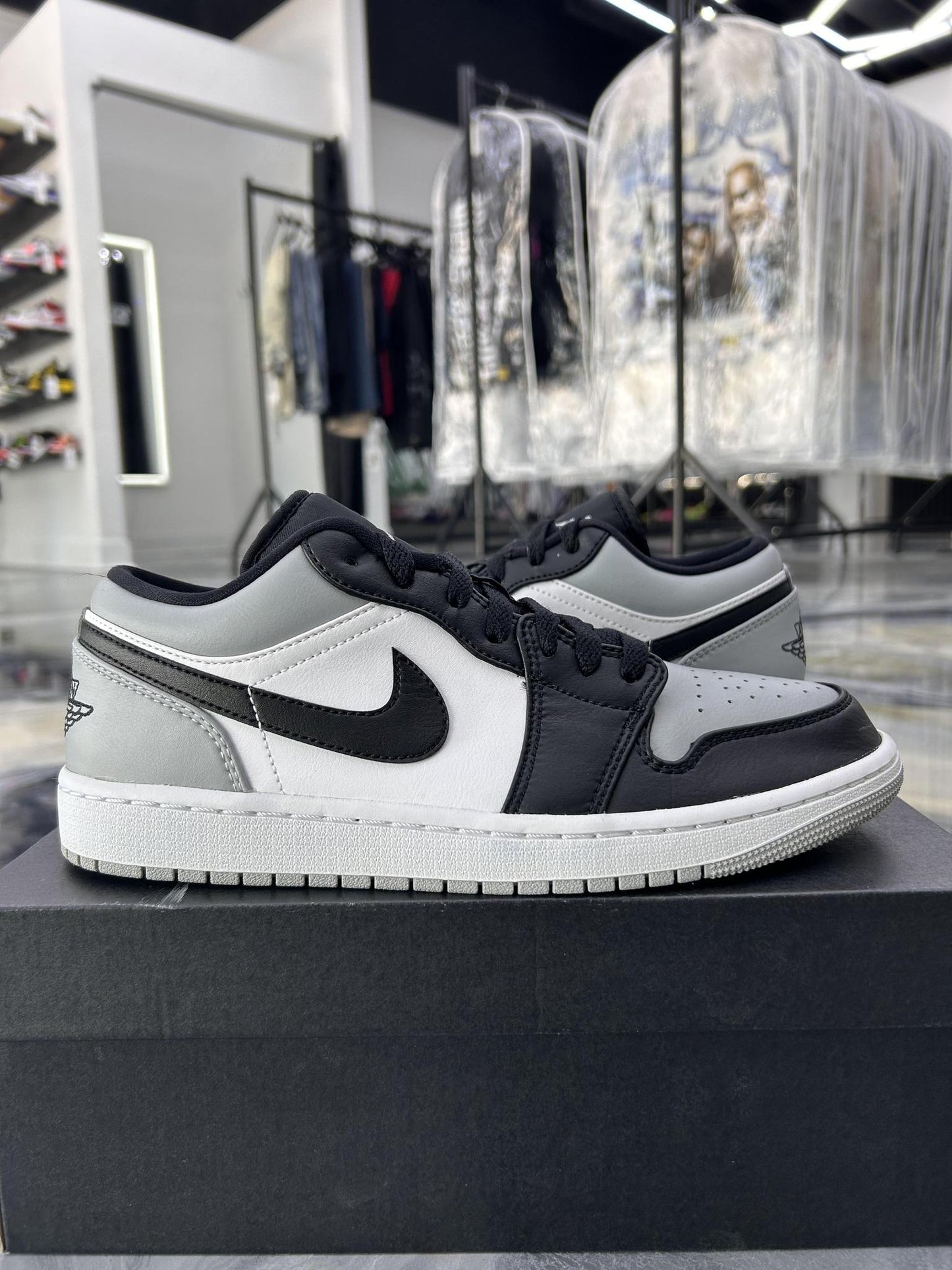 Jordan 1 Low "Shadow Toe" Used Size 9