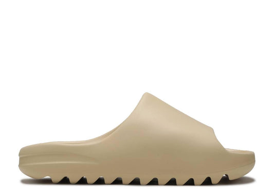 Yeezy Slide "Desert Sand"