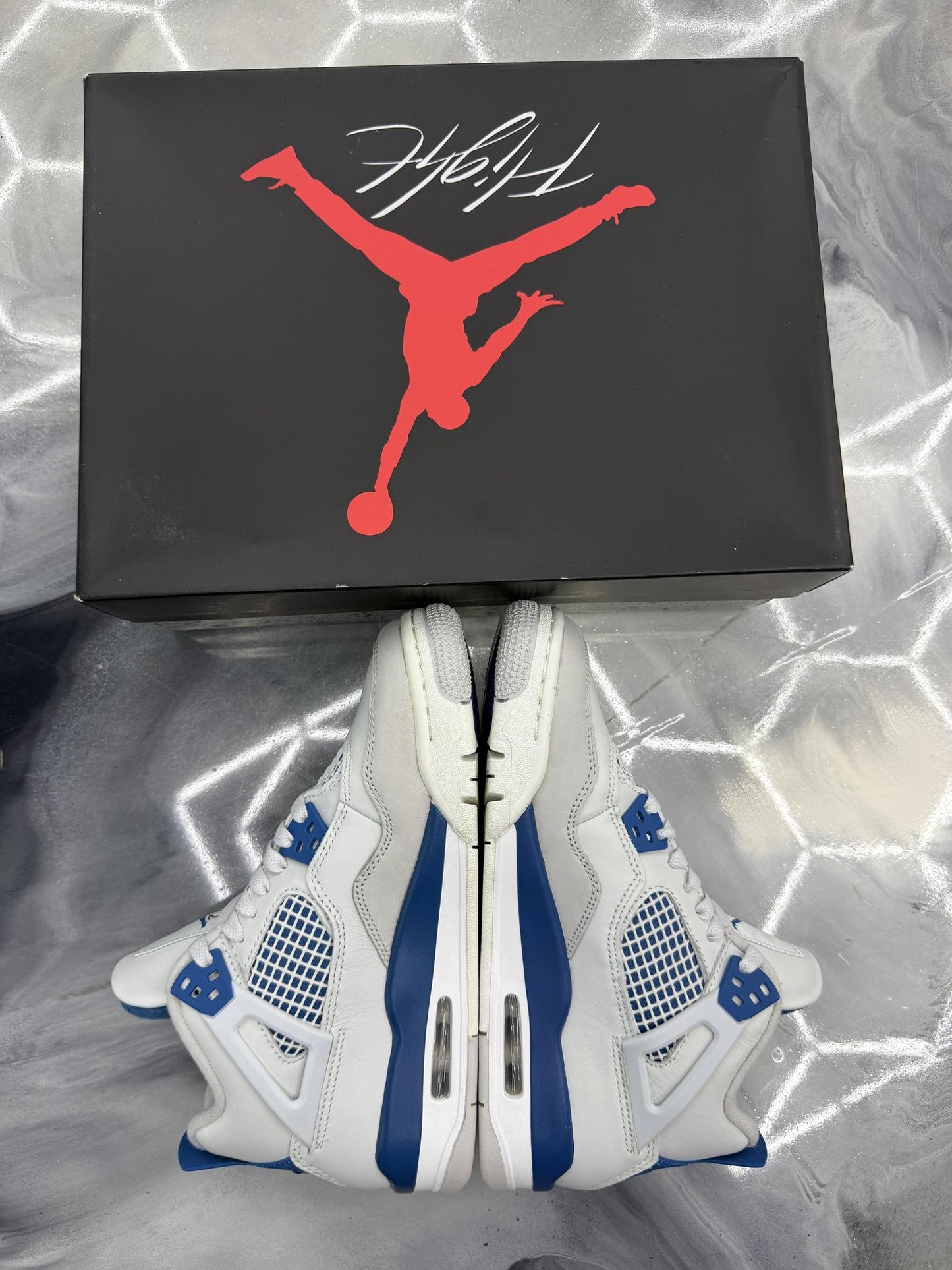 Jordan 4 Military Blue Used Size 6Y/7.5W