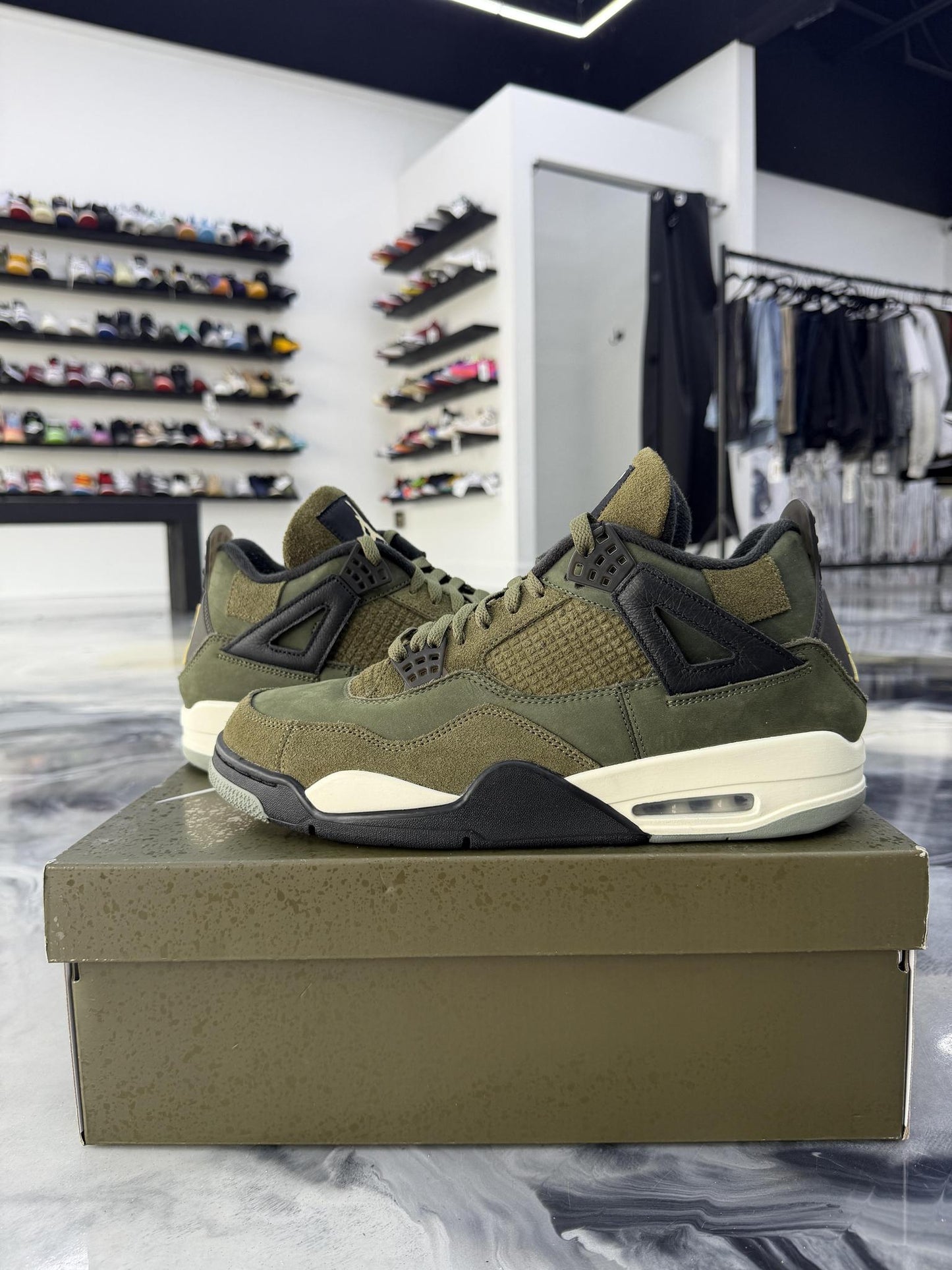 Jordan 4 Craft "Olive" Used Size 12