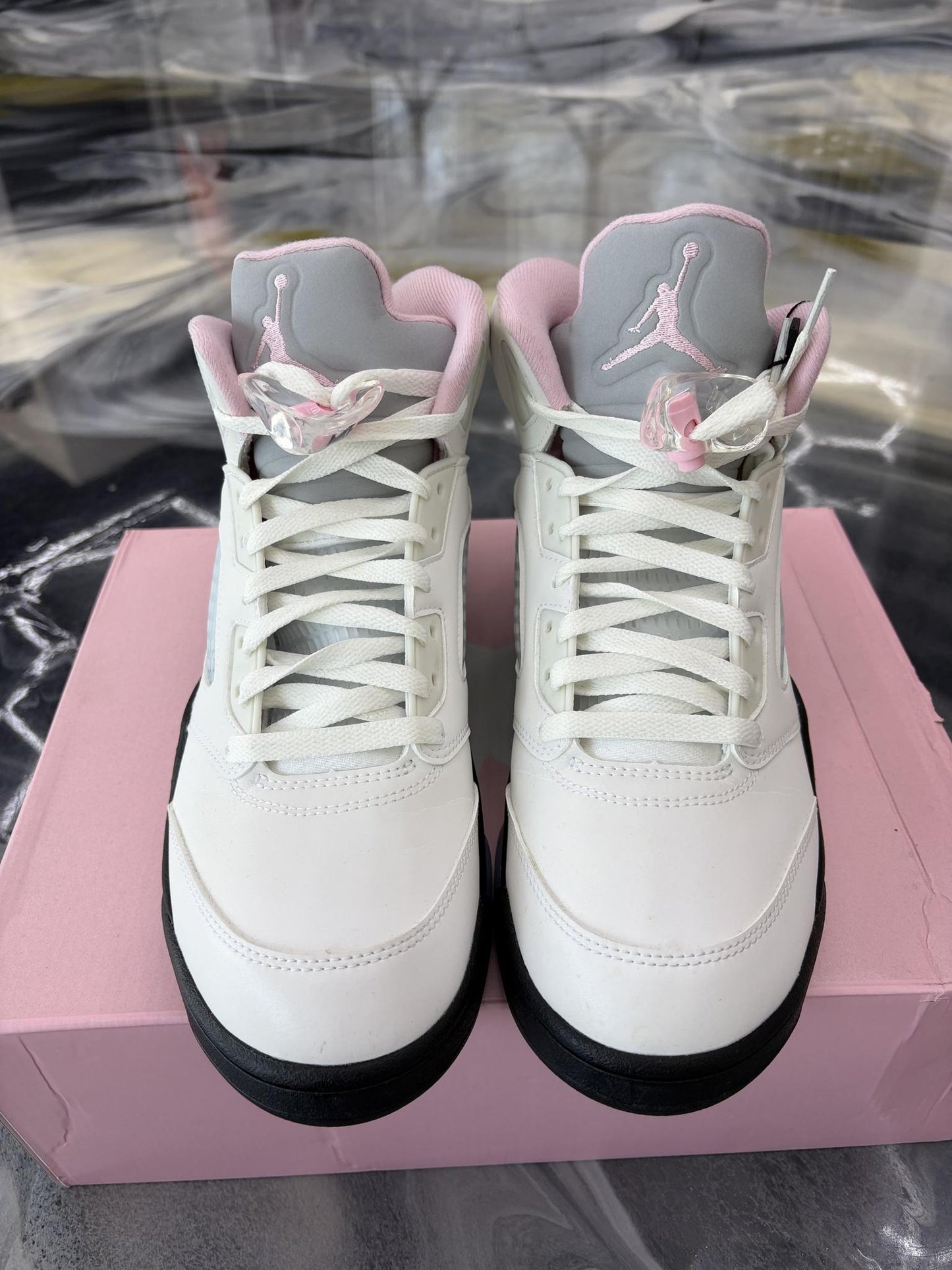 Jordan 5 "Soft Medium Pink" Used Size 9.5