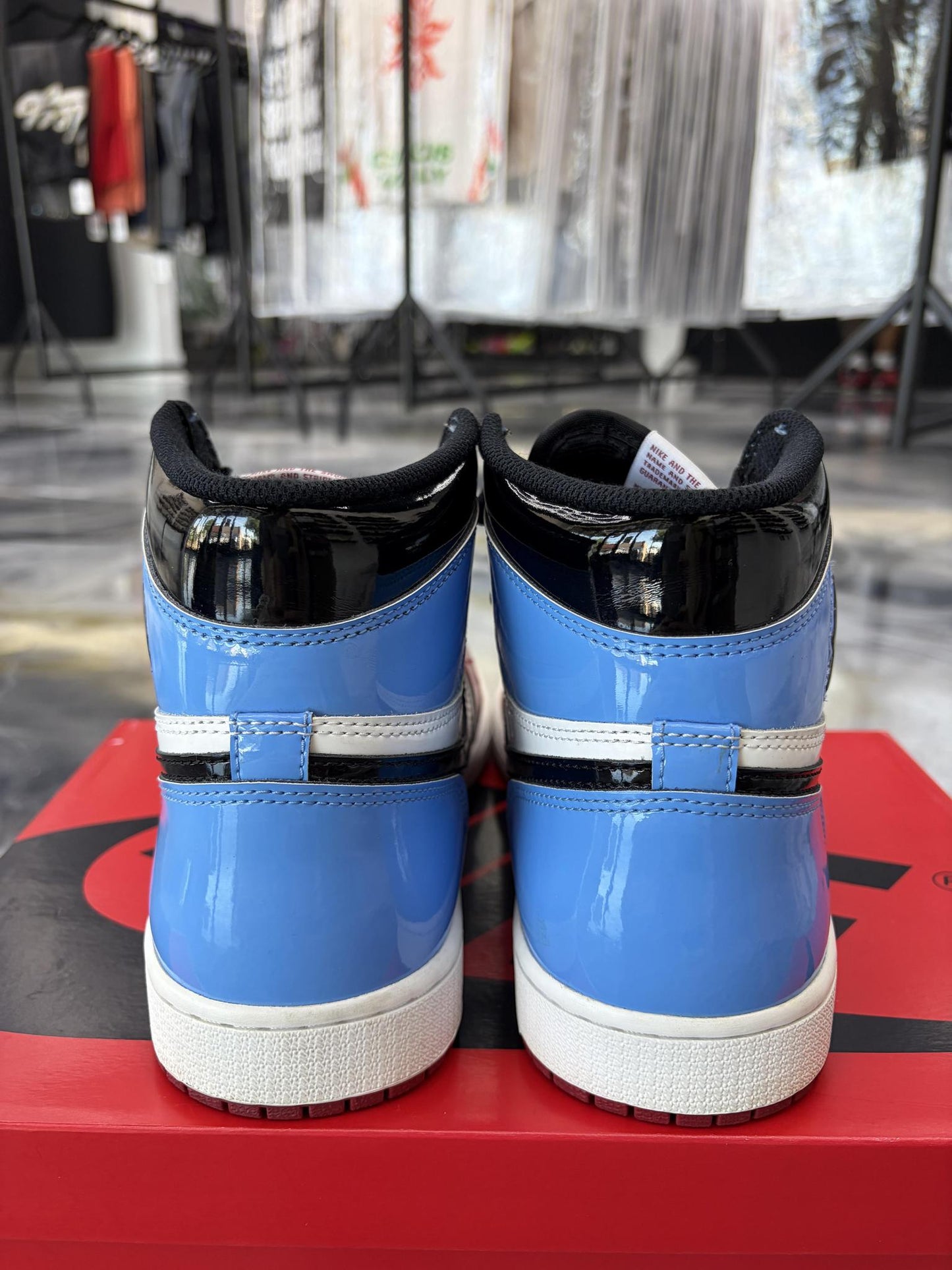 Jordan 1 "Fearless UNC Chicago" Used Size 9.5