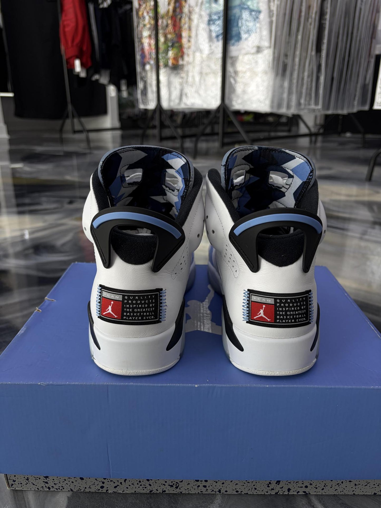 Jordan 6 "UNC" Used Size 9