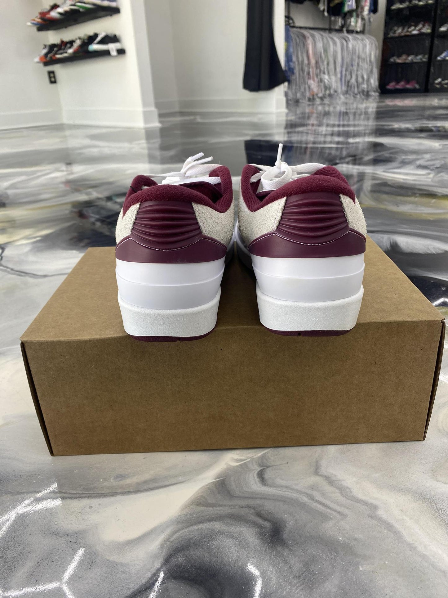 Jordan 2 Low "Cherrywood" Used Size 10.5