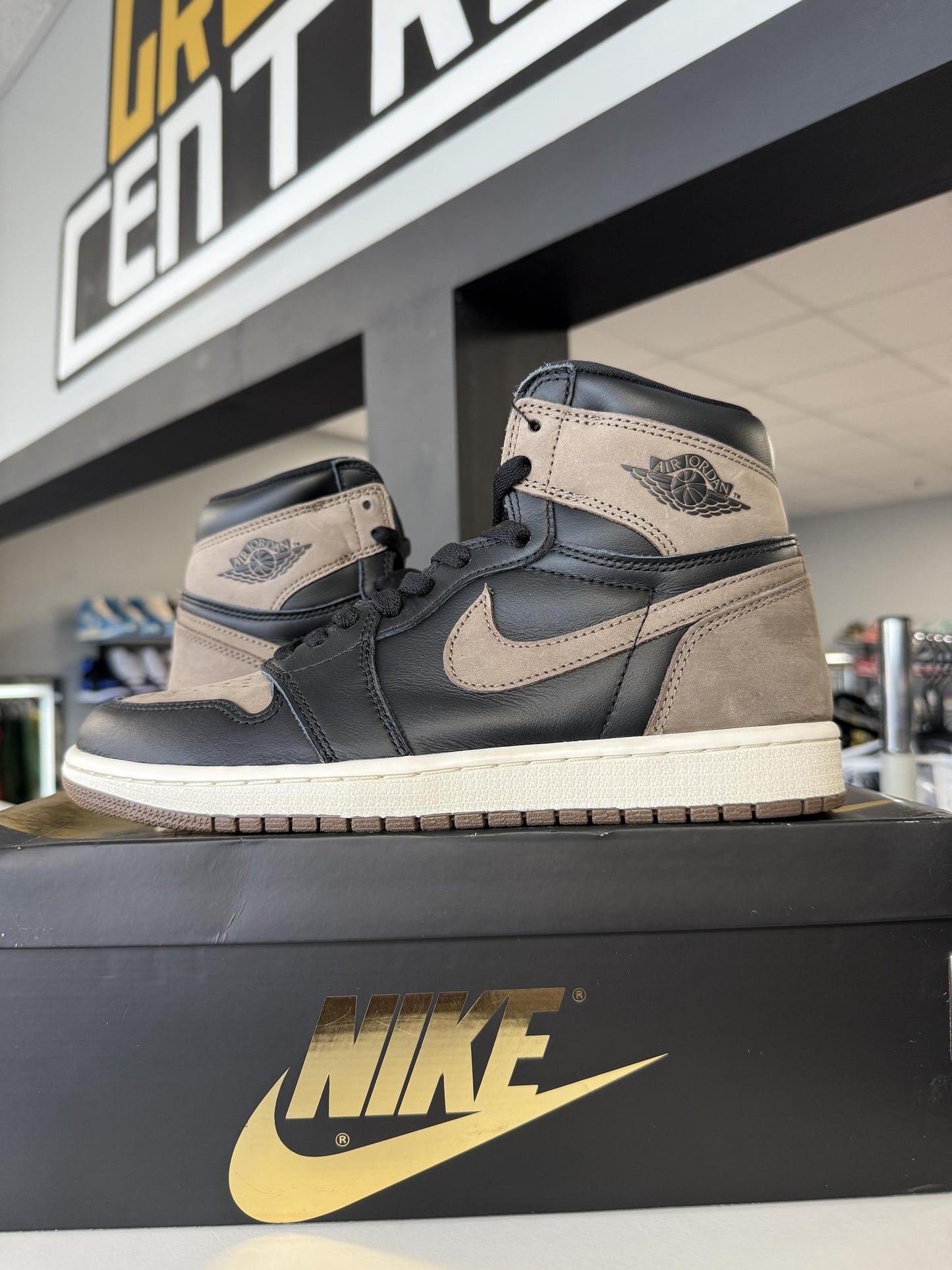 Jordan 1 "Palomino" Used Size 8