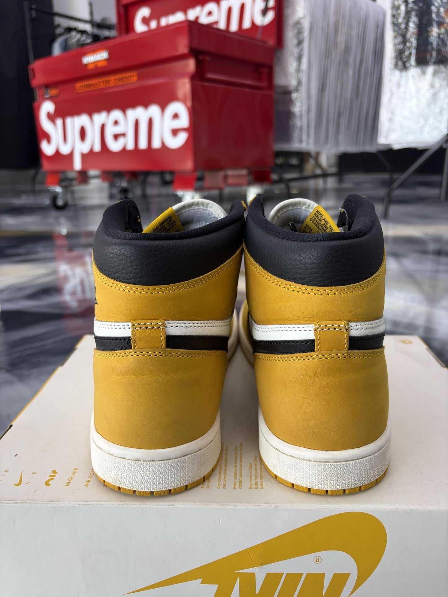 Jordan 1 High "Yellow Ochre" Used Size 11