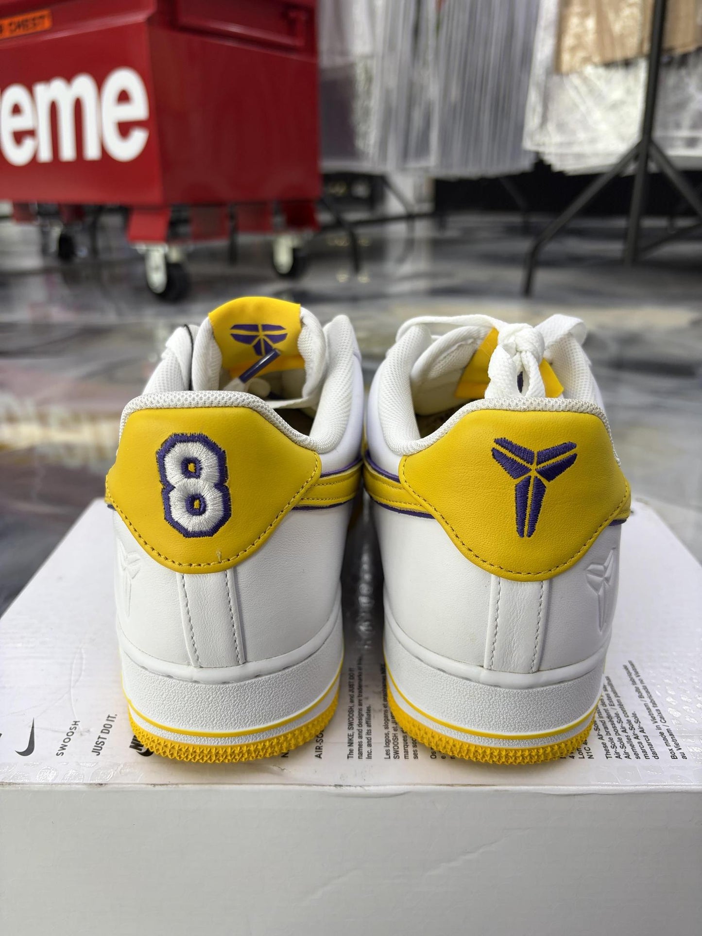Nike Air Force 1 Low Kobe Used Size 11