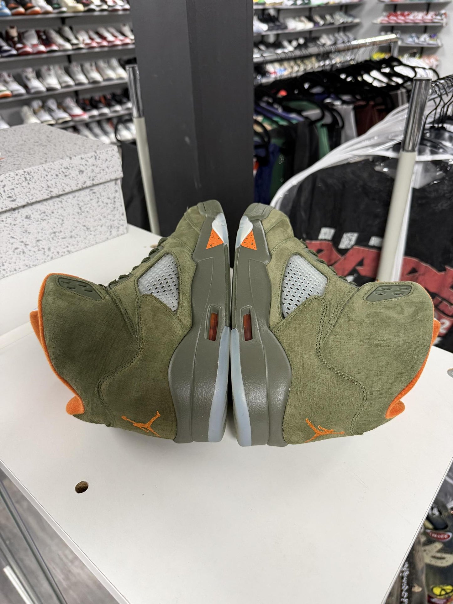 Jordan 5 "Olive" Used Size 10.5